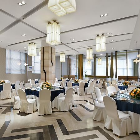 Holiday Inn Express Chengdu Huanhuaxi By Ihg-Near Jinsha Site Musem,Near Wuhou Temple Museum,Welcome Drinks,Free Gym,Free Self-Service Laundry Dış mekan fotoğraf