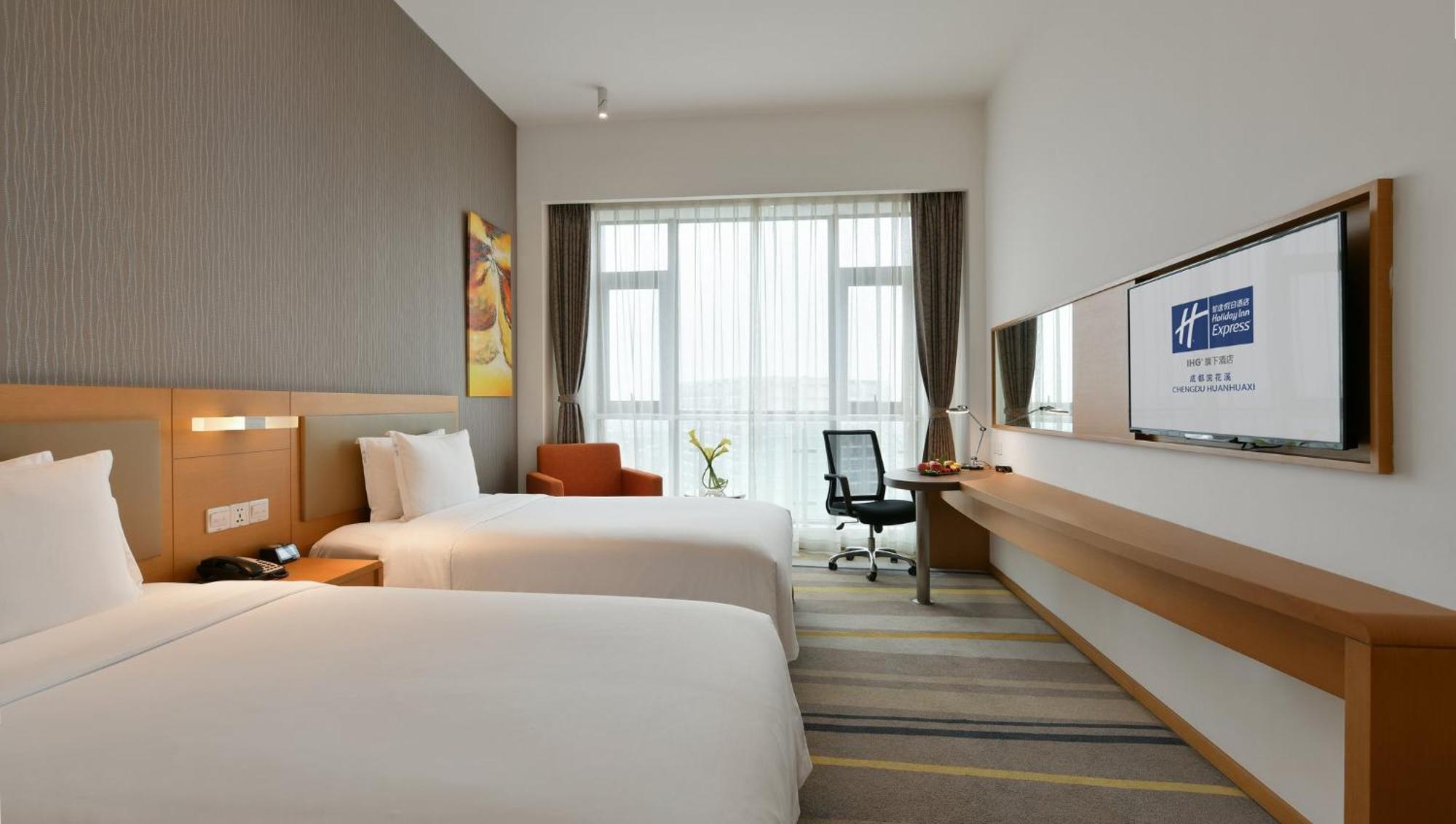 Holiday Inn Express Chengdu Huanhuaxi By Ihg-Near Jinsha Site Musem,Near Wuhou Temple Museum,Welcome Drinks,Free Gym,Free Self-Service Laundry Dış mekan fotoğraf