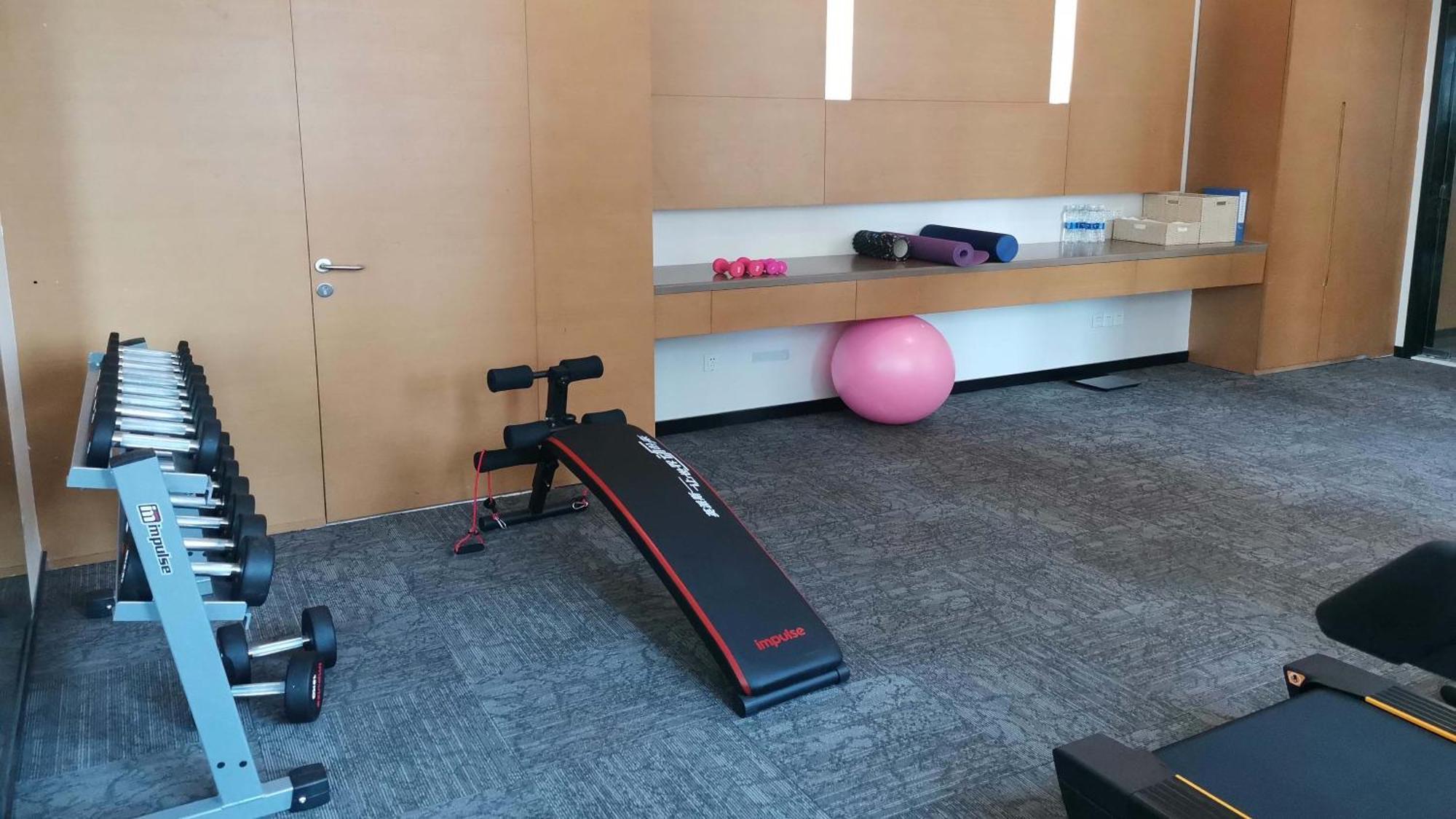 Holiday Inn Express Chengdu Huanhuaxi By Ihg-Near Jinsha Site Musem,Near Wuhou Temple Museum,Welcome Drinks,Free Gym,Free Self-Service Laundry Dış mekan fotoğraf